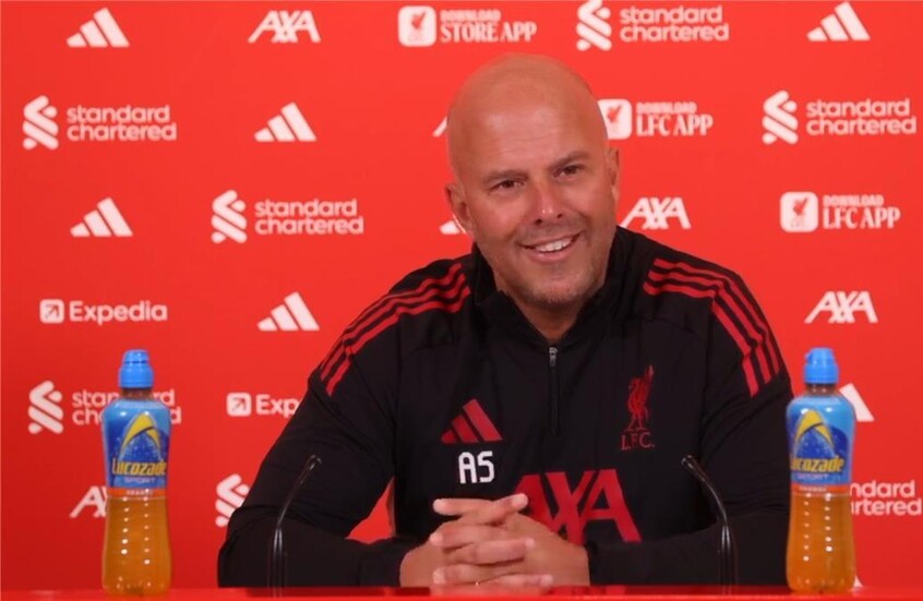 بين “البريميرليغ” ودوري أبطال أوروبا.. سلوت يختار اللقب الأهم لحصده هذا الموسم