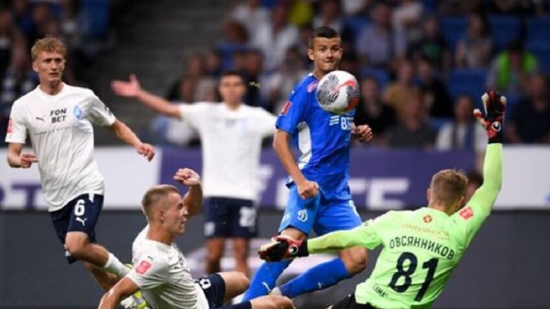شاهد.. 5 أهداف في مواجهة دينامو موسكو وكريليا سوفيتوف