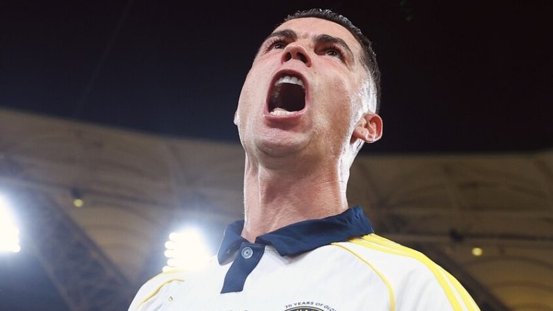 شاهد.. كريستيانو رونالدو يهدر فرصة بشكل غريب!