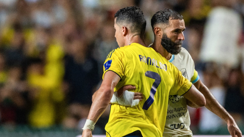 لقطة مثيرة بين كريستيانو رونالدو وكريم بنزيما تشعل مواقع التواصل الاجتماعي (فيديو)