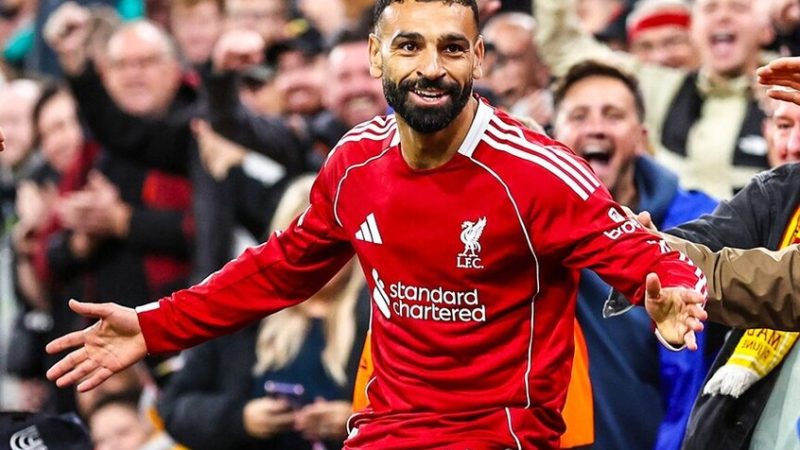 رقم قياسي جديد يغازل أحلام محمد صلاح مع ليفربول ضد كريستال بالاس في الدوري الإنجليزي
