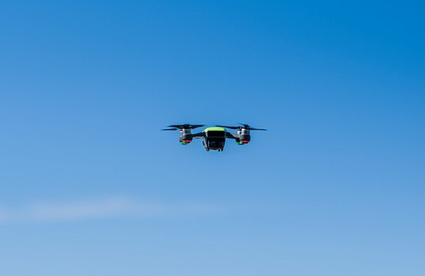 طائرات مسيرة مجهولة تحلق فوق أكبر قاعدة عسكرية في الدنمارك