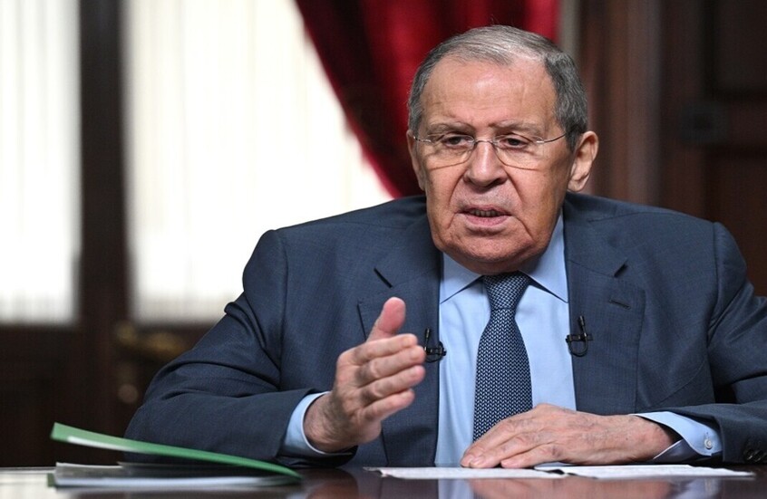 لافروف يحذر كييف: “ستندمون بشدة” على أي محاولة استفزاز