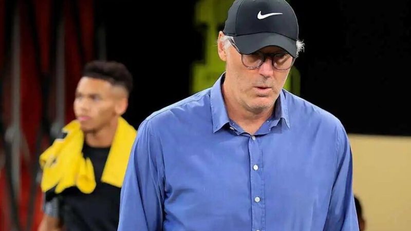 رسميا.. الاتحاد السعودي يحسم موقفه النهائي من إقالة لوران بلان