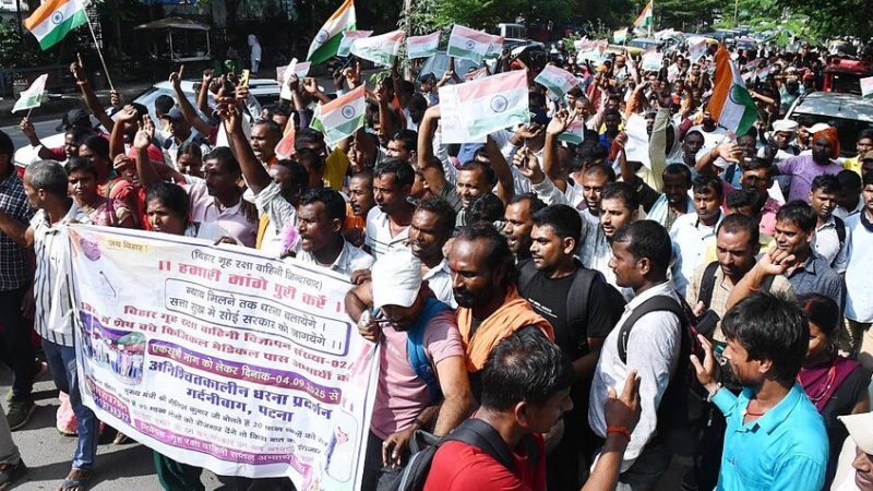 الهند..ارتفاع عدد قتلى تدافع بتجمع سياسي إلى 40