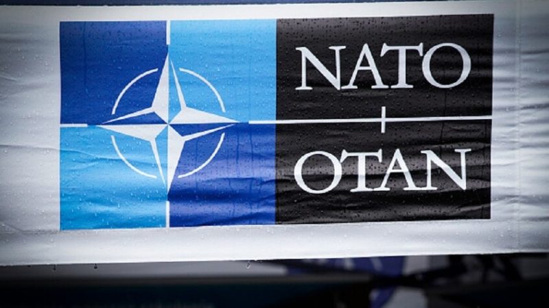حلف “الناتو” يبحث تشديد قواعد الاستجابة لانتهاك أجوائه