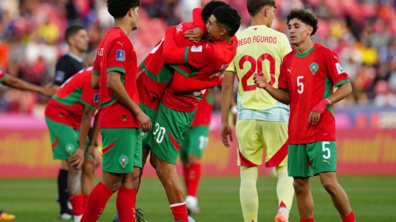 منتخب المغرب يحقق فوزا مثيرا على إسبانيا في كأس العالم للشباب (فيديو)