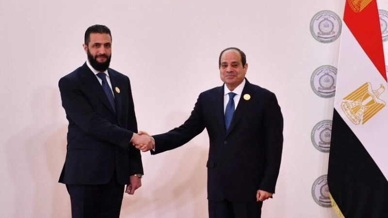 خبراء مصريون يعلقون على “مظاهرة الأموي” ورد دمشق وتعليق والد الشرع