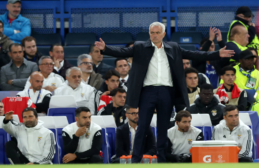 تشيلسي يصالح جماهيره بفوز درامي على مدربه القديم مورينيو وبنفيكا في دوري الأبطال (فيديو)