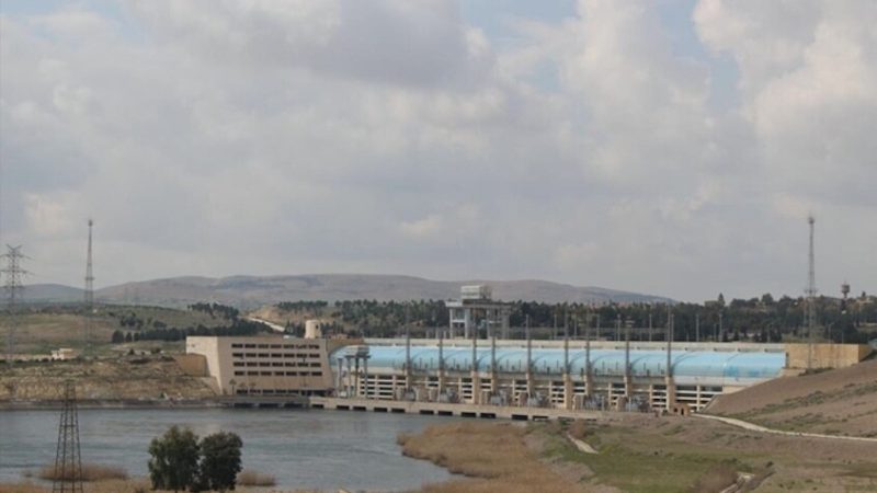 قوات سوريا الديمقراطية تتهم حكومة دمشق باستهداف سد تشرين وتعريض منشآت حيوية لخطر كارثي