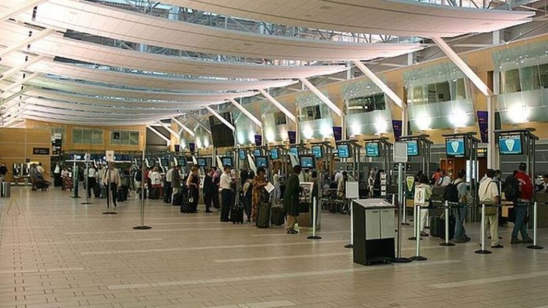 الحكومة الكندية تحذر مواطنيها من السفر للولايات المتحدة إذا كان جندرهم “إكس”