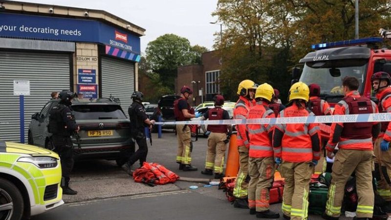 بريطانيا.. إغلاق مستشفيات مانشستر بعد هجوم على كنيس يهودي