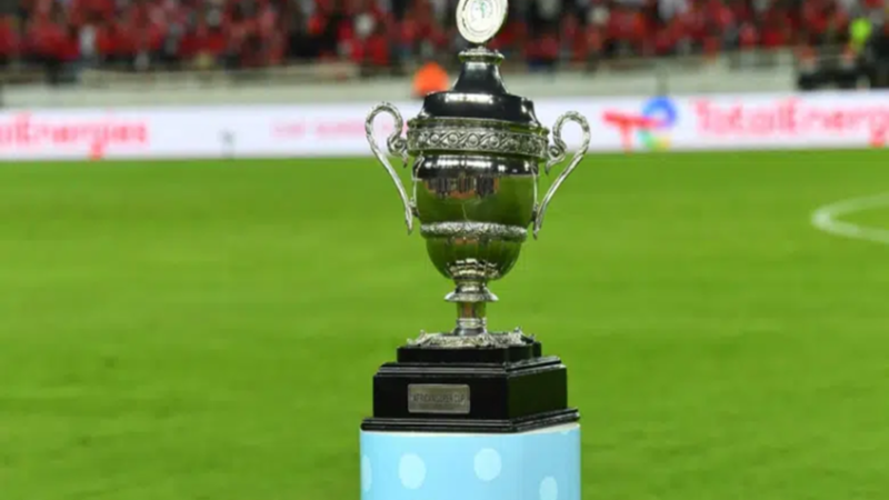 تحديد موعد وطاقم حكام مباراة بيراميدز ونهضة بركان في كأس السوبر الإفريقي