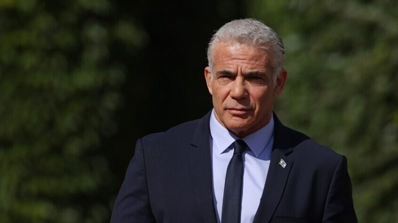 زعيم المعارضة الإسرائيلية يشن هجوما عنيفا على نتنياهو بسبب قطر.. لماذا؟