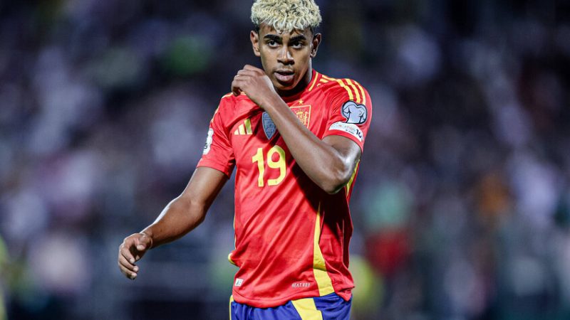 تحت ضغط برشلونة.. لامين جمال يحسم قراره النهائي بشأن الانضمام لمنتخب إسبانيا