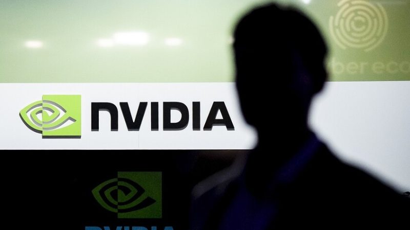 “وول ستريت جورنال”: صفقة “إنفيديا” مع الإمارات “مهمة وحاسمة” للولايات المتحدة