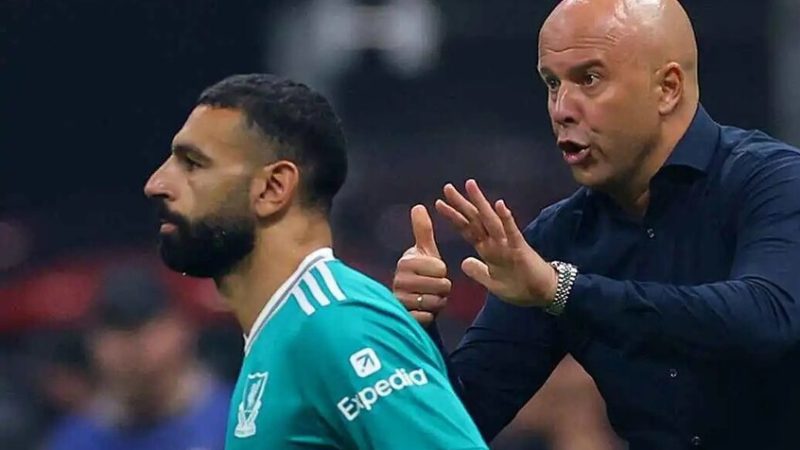 سلوت يوضح سبب تراجع أداء محمد صلاح