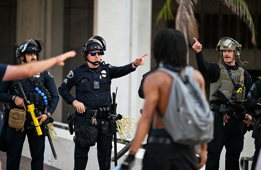 السلطات الأمريكية تنظر في دفع أموال لتحفيز المهاجرين المراهقين غير الشرعيين على المغادرة