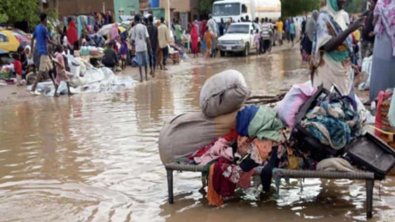 السودان يحذر من ارتفاع مناسيب النيل: فيضانات تشرد عشرات الأسر وأضرار تطال القطاع الزراعي