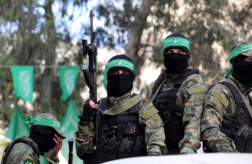 الإعلام العبري يكشف عن أهم مطالب حماس في المفاوضات المقبلة في مصر