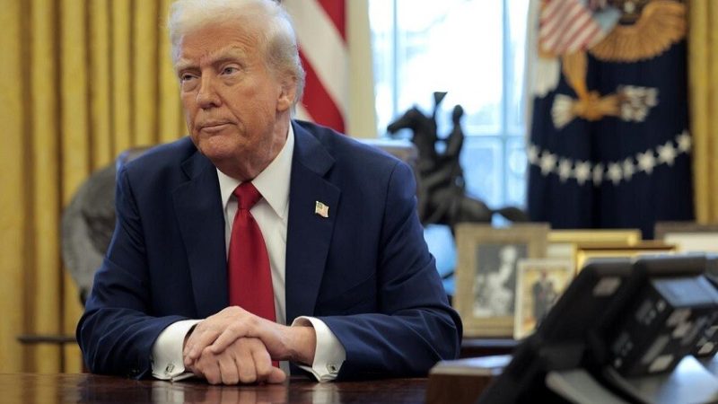 ترامب يتحدث عن تفاصيل أسبوع من النقاشات مع حماس ويحذر من “سفك دماء هائل”