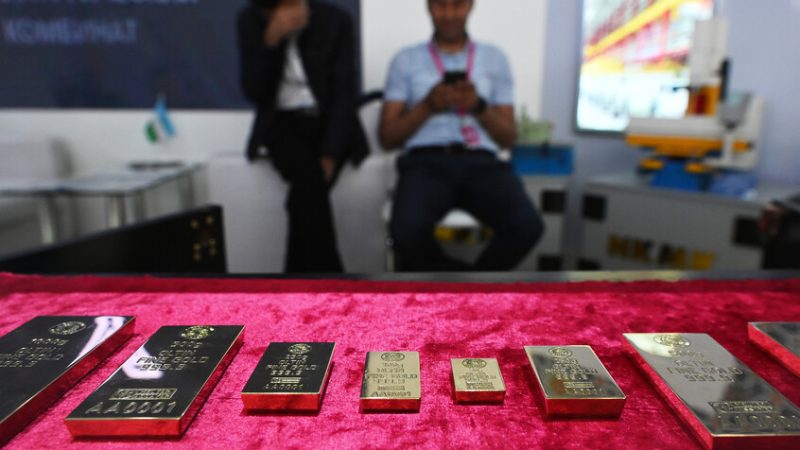 توقعات بارتفاع سعر الفضة إلى 55 دولارا بحلول 2026