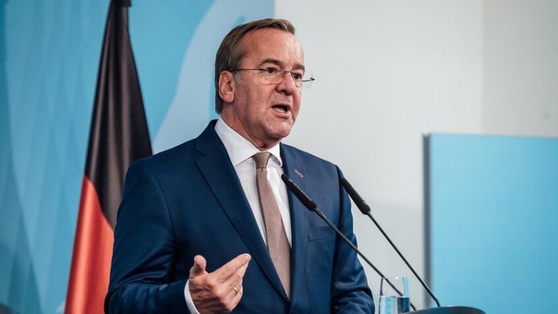 بيستوريوس: بوتين يعرف “غرائز الألمان”