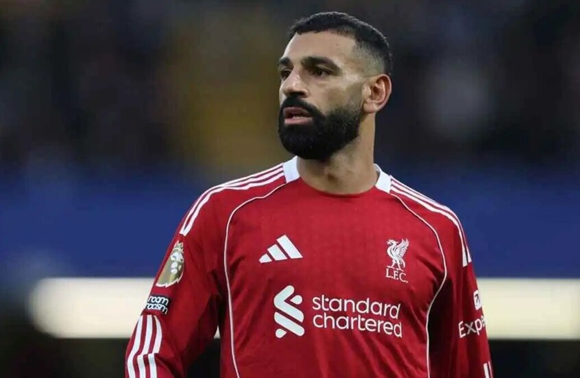 “كف عن تقليد ميسي!”.. نجم إنجلترا السابق يشن هجوما حادا على محمد صلاح (فيديو)