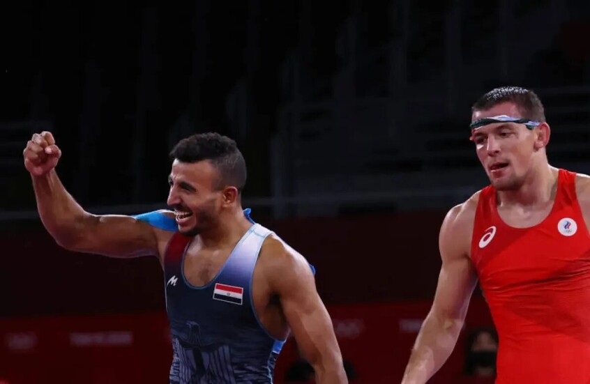 بطل مصري يعلن نيته تغيير جنسيته لأجل أمريكا.. والاتحاد يعلق