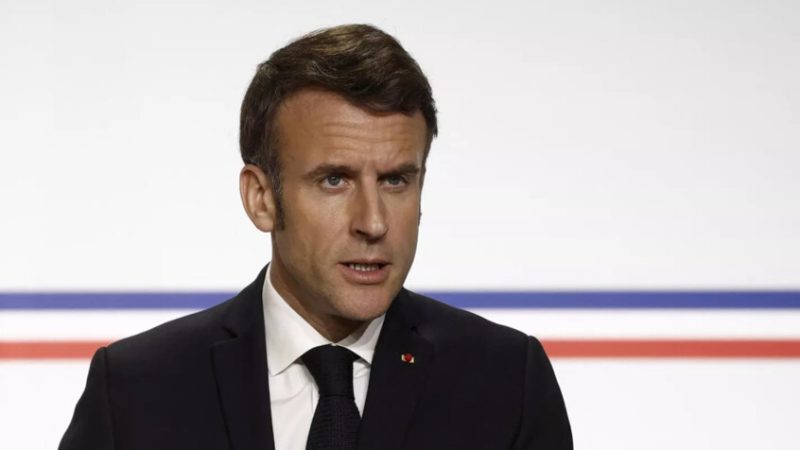 البرلمان الفرنسي يرفض مقترحا لعزل ماكرون