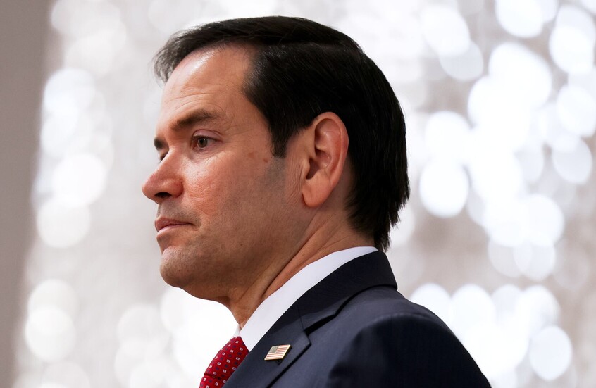 “الحب ممنوع”.. واشنطن تطرد دبلوماسيا اعترف بعلاقة عاطفية مع مواطنة صينية