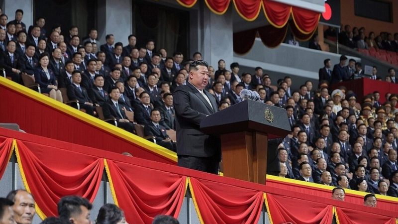 كيم يتعهد بجعل بلاده جنة اشتراكية ثرية