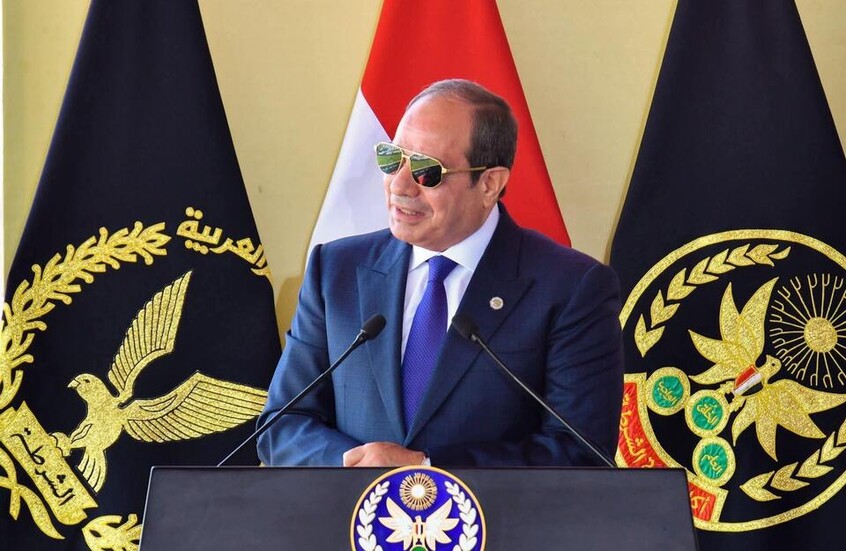 “لماذا دعا السيسي ترامب أمام جنوده لزيارة مصر؟”.. تقرير عبري يحلل رد فعل الرئيس المصري بعد اتفاق غزة