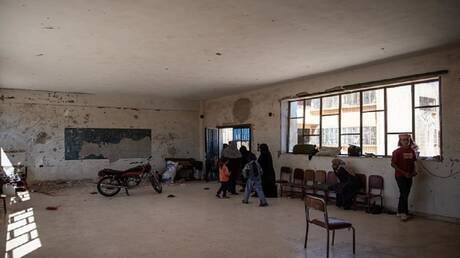 سوريا.. وقفات احتجاجية في مدينة شهبا بمحافظة السويداء رفضا لتحويل المدارس إلى مراكز إيواء (فيديو)