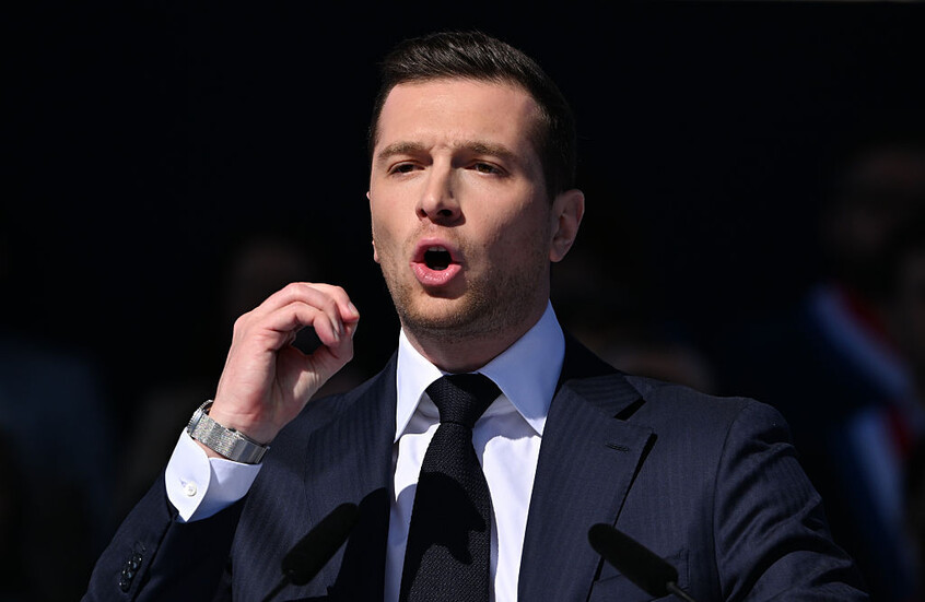 حزب التجمع الوطني الفرنسي: إعادة تكليف لوكورنو “إهانة للديمقراطية” تعكس عزلة ماكرون وخوفه من الشعب