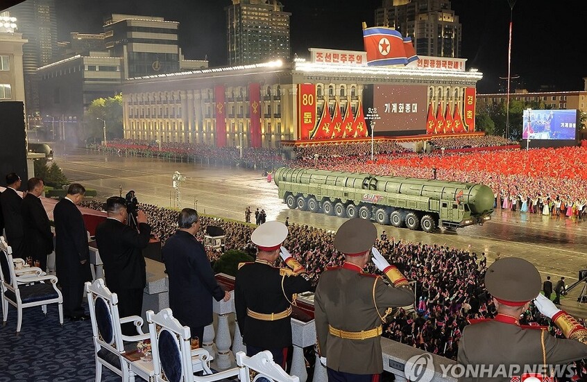 كيم: سنواصل تعزيز الجيش لمنع أي تهديد لبلادنا