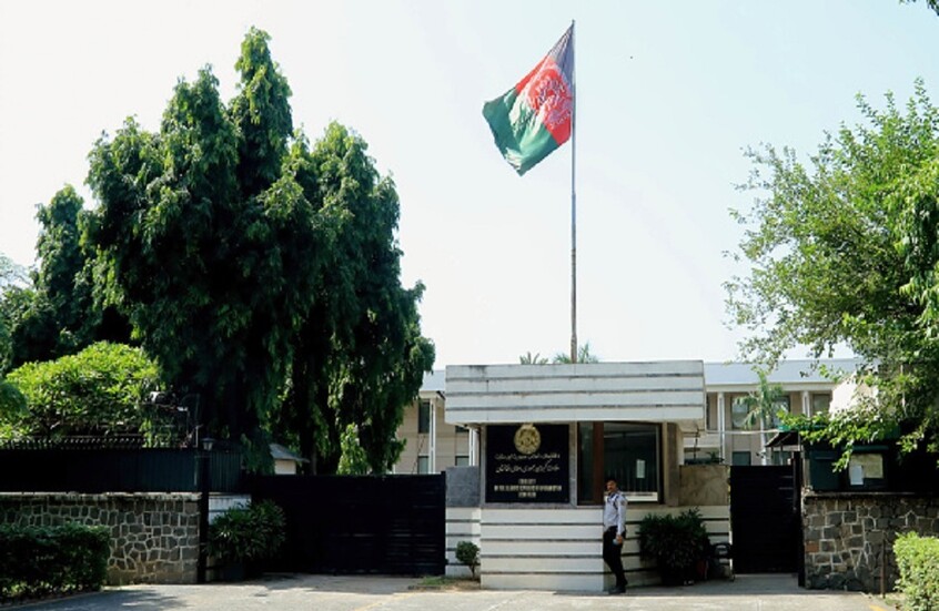 مؤتمر صحفي “ذكوري” في السفارة الأفغانية في نيودلهي يثير جدلا دفع الخارجية الهندية للتوضيح