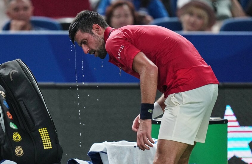 “أبناء العم!”.. مفاجأة كبرى في بطولة شانغهاي للتنس (فيديو)