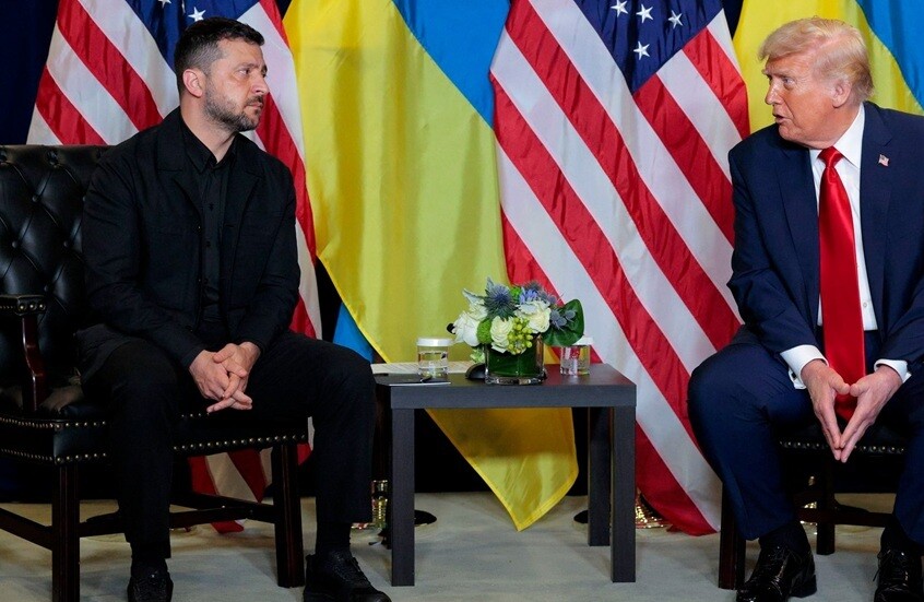 “أكسيوس”: ترامب ناقش مع زيلينسكي إمكانية تزويد أوكرانيا بصواريخ “توماهوك”