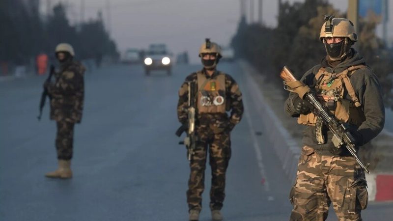 إعلام: مقتل 12 جنديا باكستانيا في اشتباكات على حدود أفغانستان