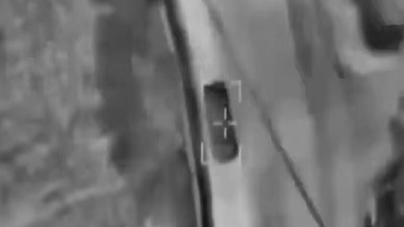 الجيش الإسرائيلي يعلن استهداف عنصر في “حزب الله” جنوب لبنان