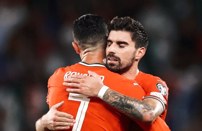 تعليق مثير من نيفيز بعد اعتذار رونالدو على إهداره ركلة الجزاء (فيديو)