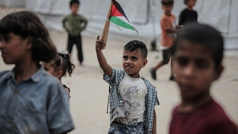 المكتب الإعلامي الحكومي بغزة يدحض تقارير إعلامية ويحذر من التضليل الإسرائيلي