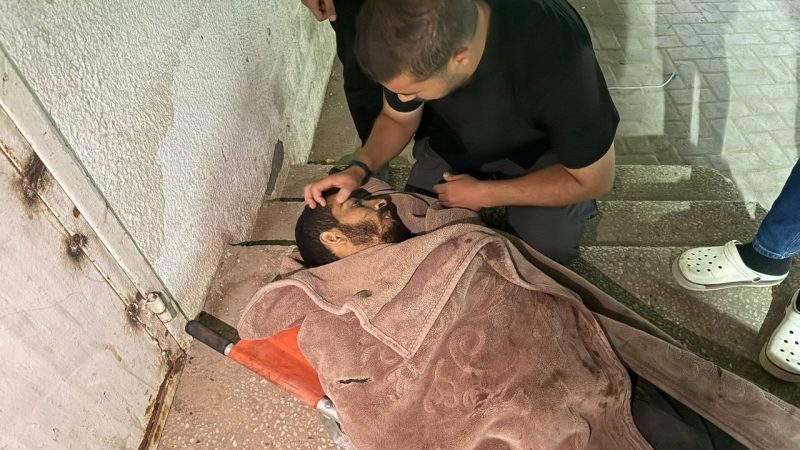 مقتل الصحفي صالح الجعفراوي على يد عصابات خارجة عن القانون في حي الصبرة بمدينة غزة