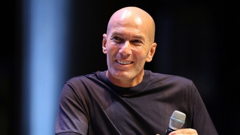 مفاجأة.. زيدان يؤكد عودته للتدريب ويكشف وجهته