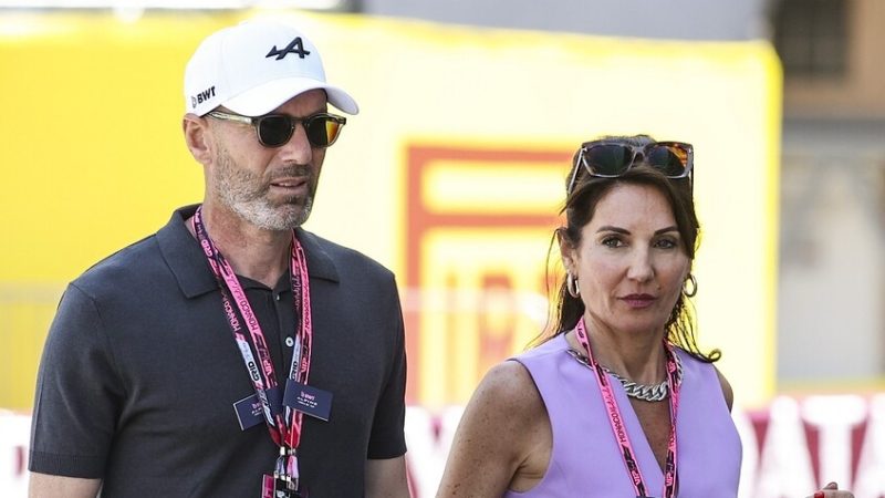 زيدان: مثل جميع الأطفال تعلمت حب كرة القدم في الشوارع.. والداي من الجزائر