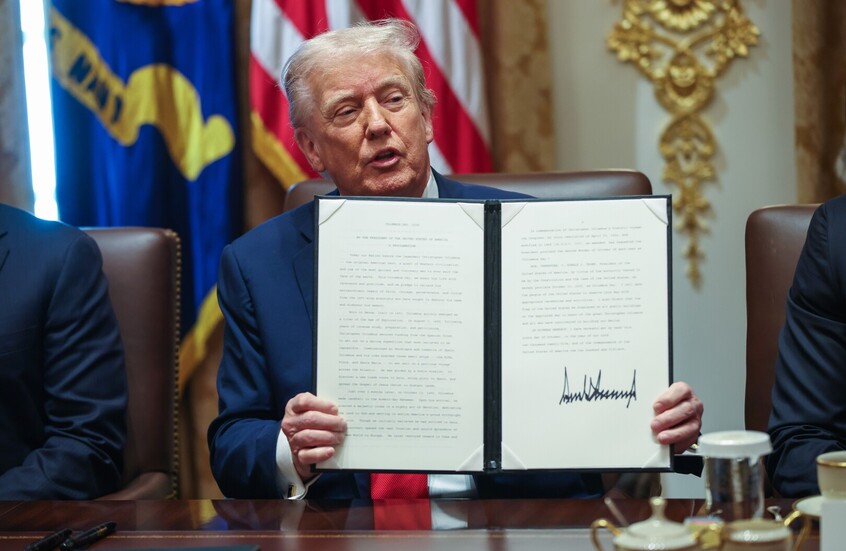 البيت الأبيض ينشر “إعلان ترامب للسلام في غزة” الموقع في قمة شرم الشيخ