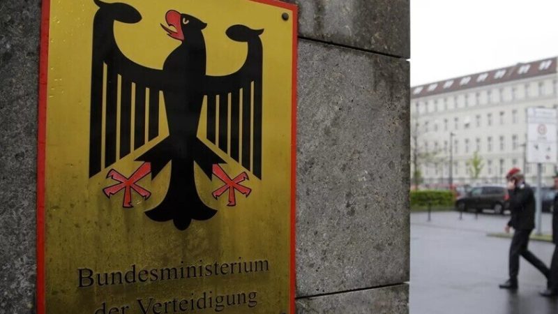 الشباب الألماني يعارض الخدمة العسكرية الإجبارية