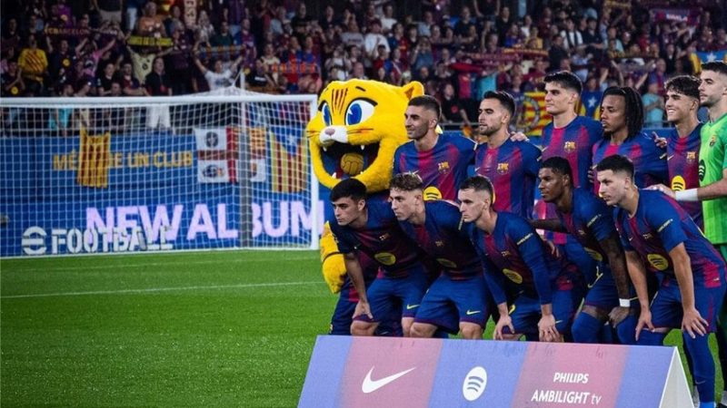 بشرط جزائي خيالي.. برشلونة يجدد عقد لاعبه