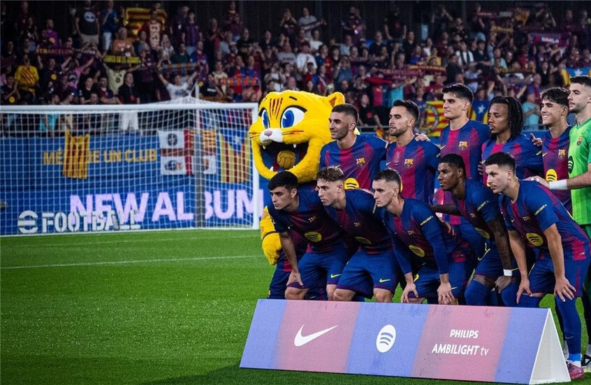 بشرط جزائي خيالي.. برشلونة يجدد عقد لاعبه